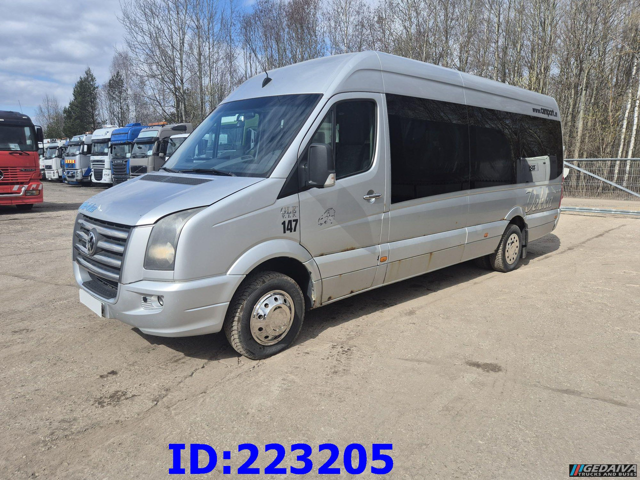 VOLKSWAGEN Crafter VIP - 17-seats - Euro5 - Touringcar: afbeelding 1 VOLKSWAGEN Crafter VIP - 17-seats - Euro5 - Touringcar: afbeelding 1