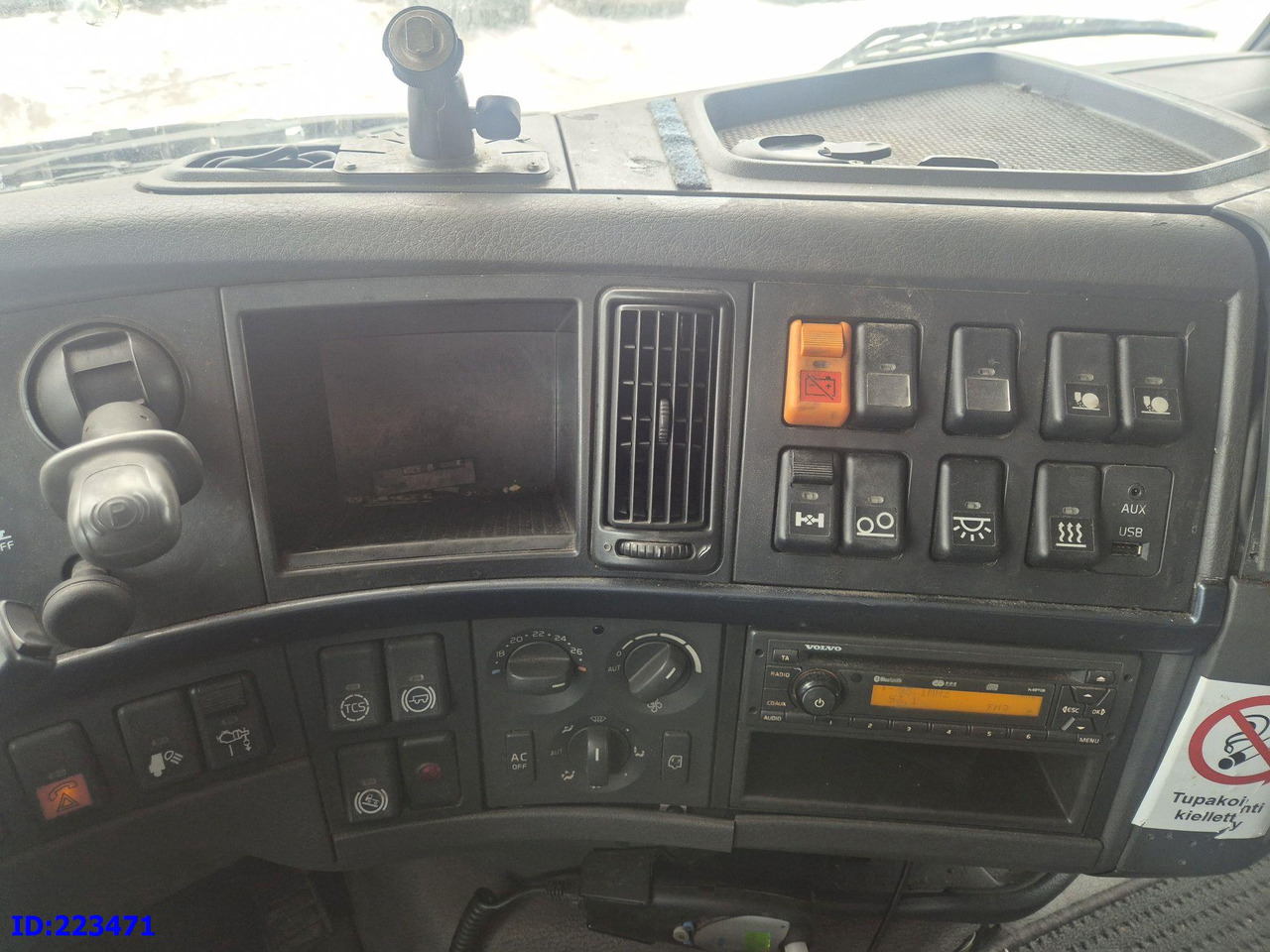 Chassis vrachtwagen VOLVO FH 420HP 6×2 Steering axle: afbeelding 14