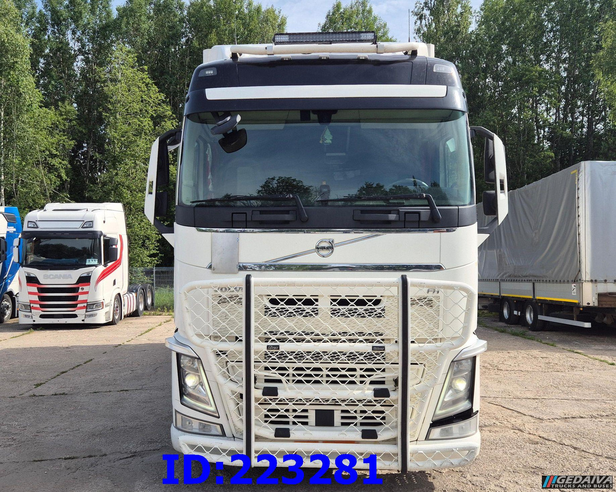 VOLVO FH13 540HP 6x2 (10 tyre) Euro6 - Isotherm vrachtwagen: afbeelding 2 VOLVO FH13 540HP 6x2 (10 tyre) Euro6 - Isotherm vrachtwagen: afbeelding 2
