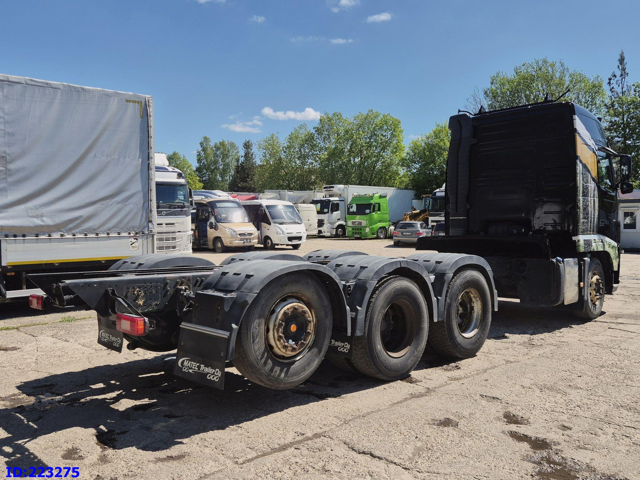 VOLVO FH13 540HP 8X4 (Steering axle) RETARDER - Chassis vrachtwagen: afbeelding 5 VOLVO FH13 540HP 8X4 (Steering axle) RETARDER - Chassis vrachtwagen: afbeelding 5
