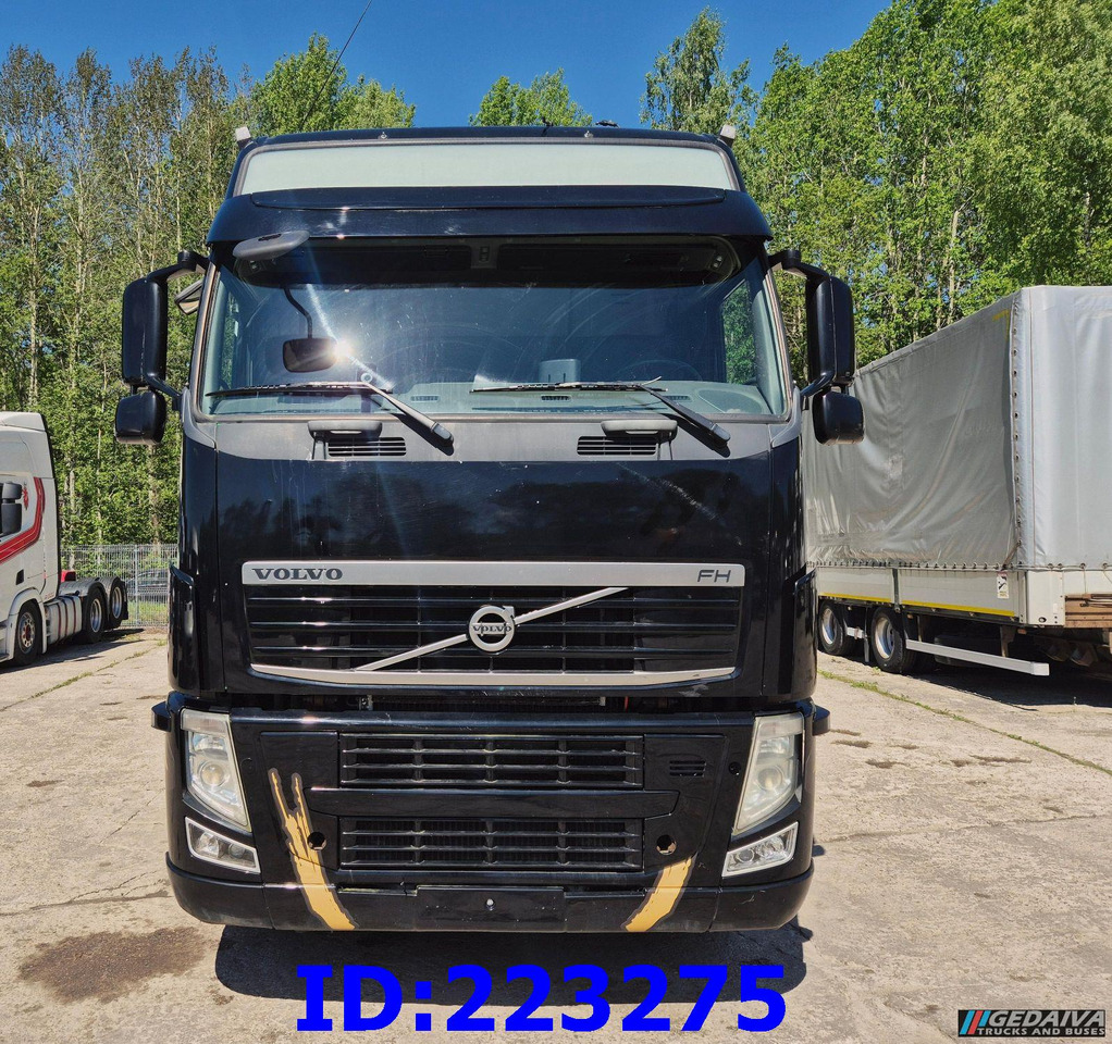VOLVO FH13 540HP 8X4 (Steering axle) RETARDER - Chassis vrachtwagen: afbeelding 2 VOLVO FH13 540HP 8X4 (Steering axle) RETARDER - Chassis vrachtwagen: afbeelding 2