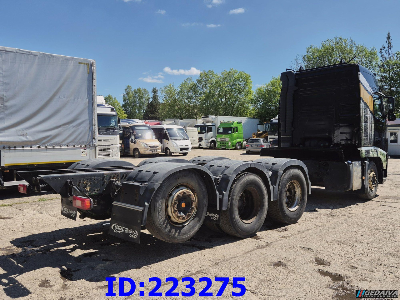 VOLVO FH13 540HP 8X4 (Steering axle) RETARDER - Chassis vrachtwagen: afbeelding 5 VOLVO FH13 540HP 8X4 (Steering axle) RETARDER - Chassis vrachtwagen: afbeelding 5