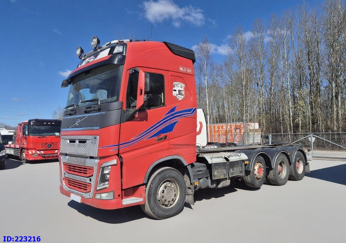 VOLVO FH16 700HP 8X4 Big axle - Chassis vrachtwagen: afbeelding 1 VOLVO FH16 700HP 8X4 Big axle - Chassis vrachtwagen: afbeelding 1