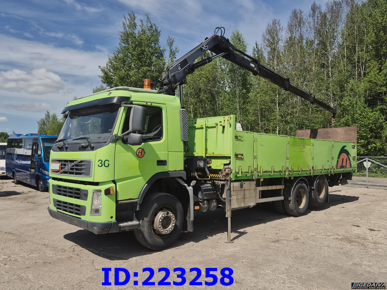 VOLVO FM9 300HP 6x2 + HIAB 144B -3 CL - Vrachtwagen met open laadbak: afbeelding 1 VOLVO FM9 300HP 6x2 + HIAB 144B -3 CL - Vrachtwagen met open laadbak: afbeelding 1