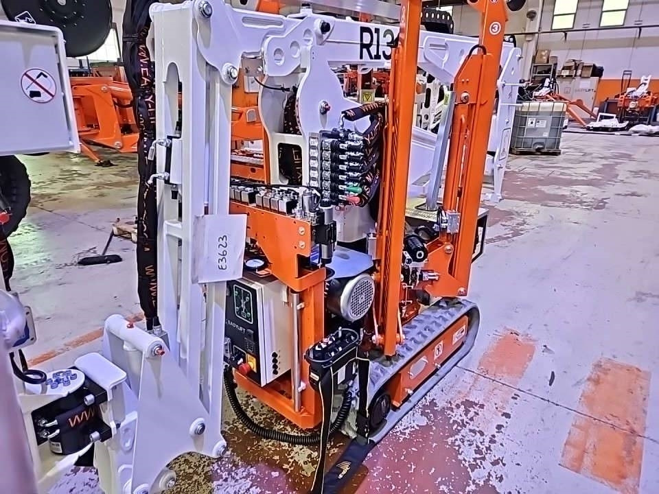 EasyLift R130 - Knikarmhoogwerker: afbeelding 3 EasyLift R130 - Knikarmhoogwerker: afbeelding 3