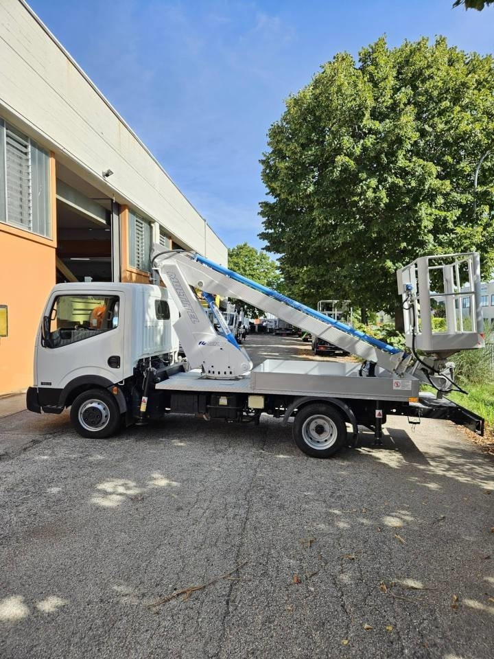 Multitel ALU 145  - Vrachtwagen hoogwerker: afbeelding 5 Multitel ALU 145  - Vrachtwagen hoogwerker: afbeelding 5