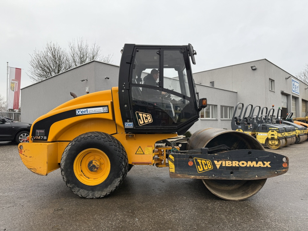 JCB Vibromax VM 75 D (111781) - Schapenpootwals/ Grondverdichter: afbeelding 4 JCB Vibromax VM 75 D (111781) - Schapenpootwals/ Grondverdichter: afbeelding 4