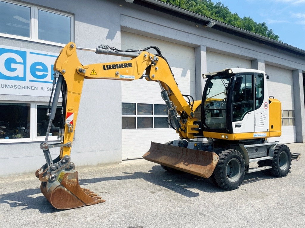 Liebherr A910 Compact (4025) - Mobiele graafmachine: afbeelding 4 Liebherr A910 Compact (4025) - Mobiele graafmachine: afbeelding 4