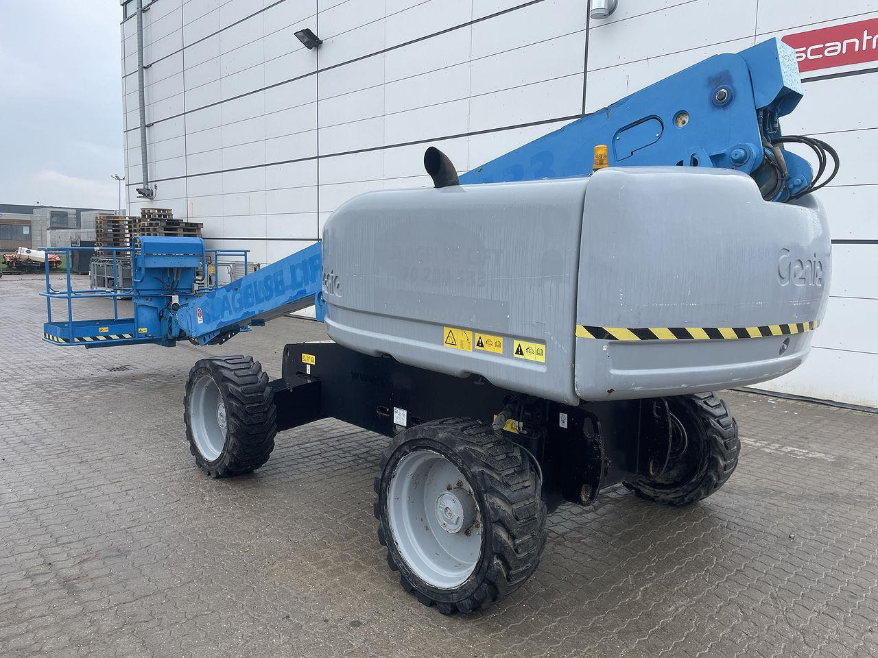 Genie S-60HC - Telescoophoogwerker: afbeelding 2 Genie S-60HC - Telescoophoogwerker: afbeelding 2