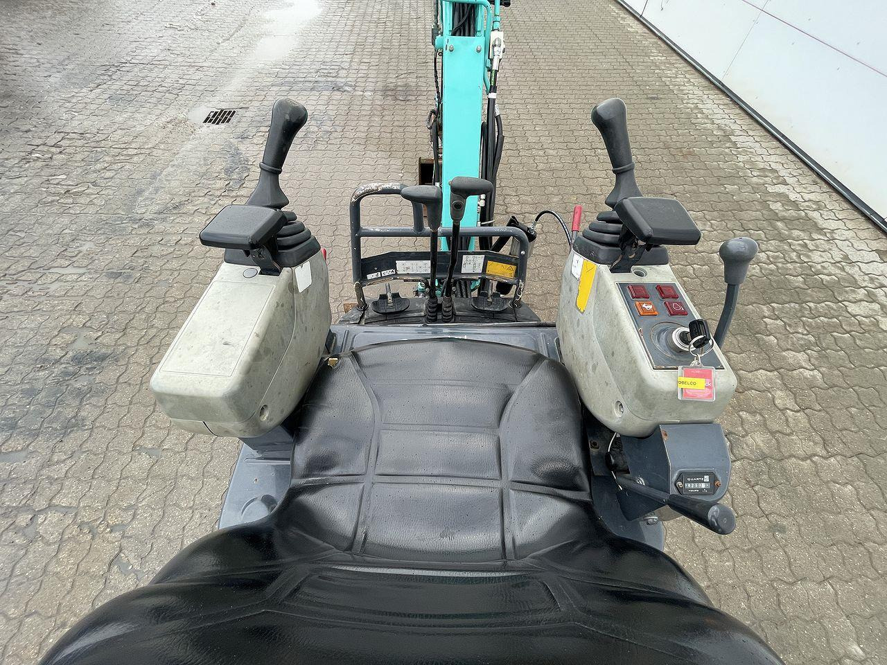 Kobelco SK10SR-2 - Minigraafmachine: afbeelding 3 Kobelco SK10SR-2 - Minigraafmachine: afbeelding 3