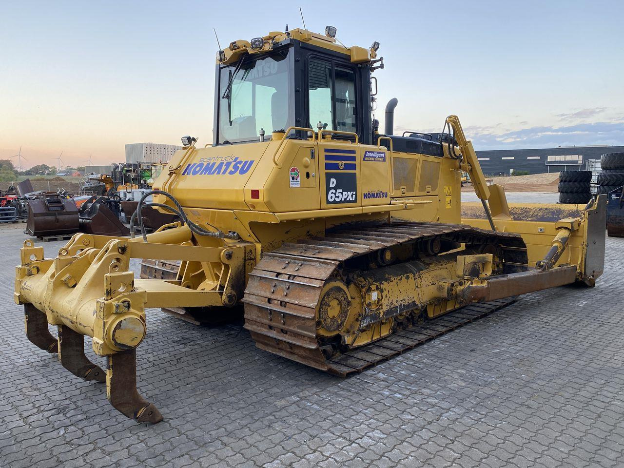 Komatsu D65PXI-18EO - Bulldozer: afbeelding 4 Komatsu D65PXI-18EO - Bulldozer: afbeelding 4