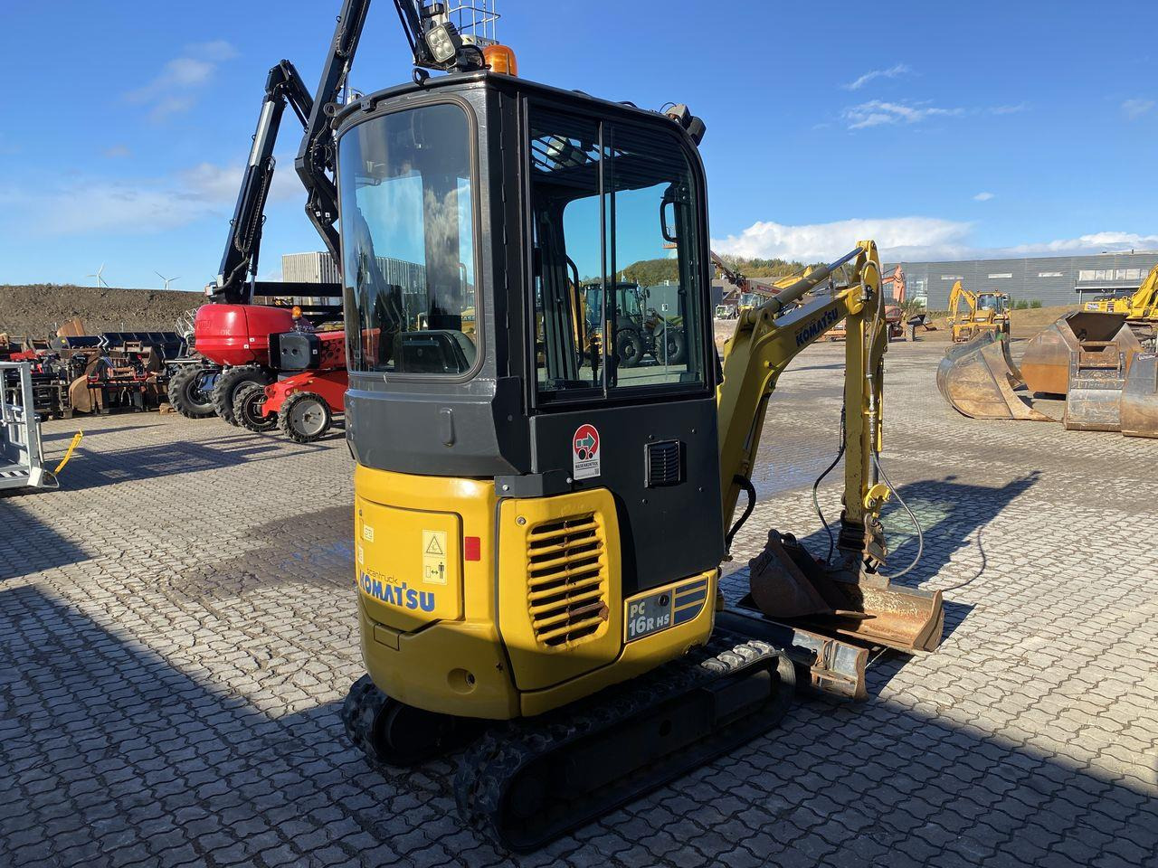 Komatsu PC16R-3HS - Minigraafmachine: afbeelding 4 Komatsu PC16R-3HS - Minigraafmachine: afbeelding 4