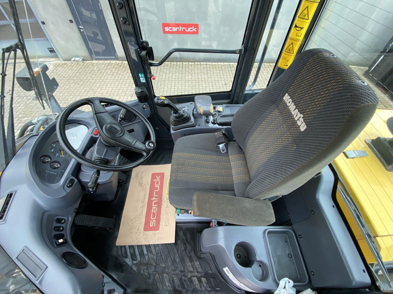 Komatsu WA200-7 - Wiellader: afbeelding 3 Komatsu WA200-7 - Wiellader: afbeelding 3