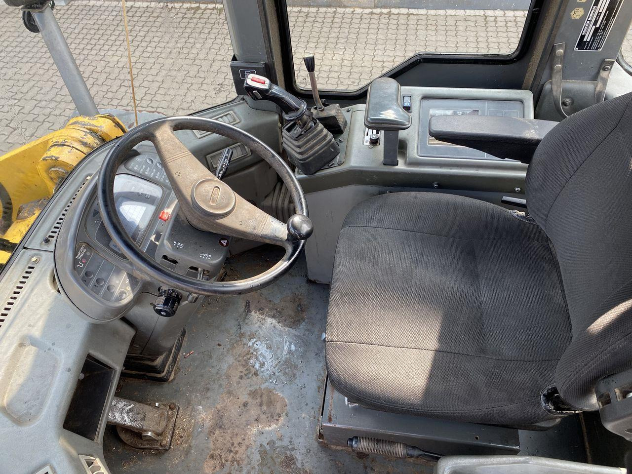 Komatsu WA270-3 - Wiellader: afbeelding 3 Komatsu WA270-3 - Wiellader: afbeelding 3