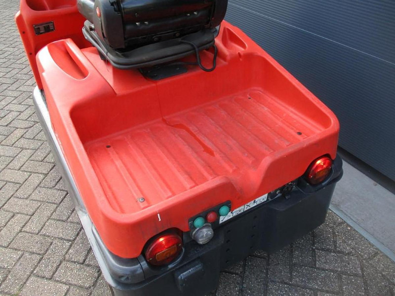 Linde P 60 - Elektrische trekker: afbeelding 4 Linde P 60 - Elektrische trekker: afbeelding 4