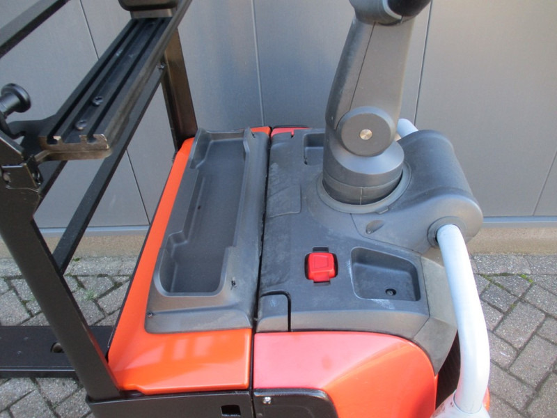 Toyota LPE 200 - Palletwagen: afbeelding 4 Toyota LPE 200 - Palletwagen: afbeelding 4