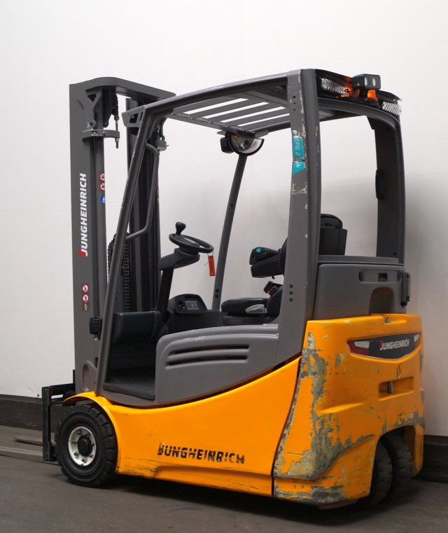 Jungheinrich EFG216k - Elektrische heftruck: afbeelding 2 Jungheinrich EFG216k - Elektrische heftruck: afbeelding 2