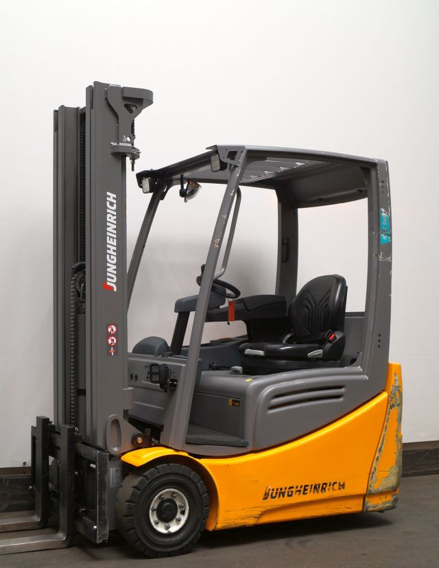 Jungheinrich EFG216k - Elektrische heftruck: afbeelding 1 Jungheinrich EFG216k - Elektrische heftruck: afbeelding 1