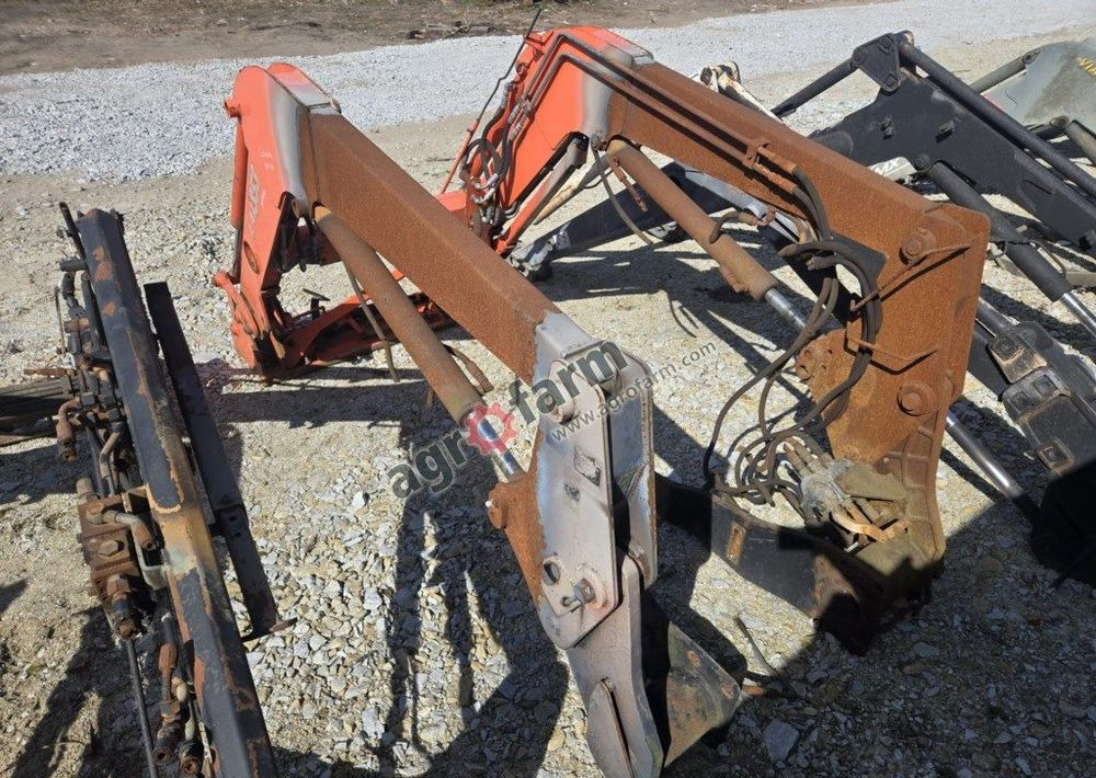 Ładowacz czołowy z adaptacją, Kubota M8540 LA1353 - Voorlader voor tractor: afbeelding 3 Ładowacz czołowy z adaptacją, Kubota M8540 LA1353 - Voorlader voor tractor: afbeelding 3