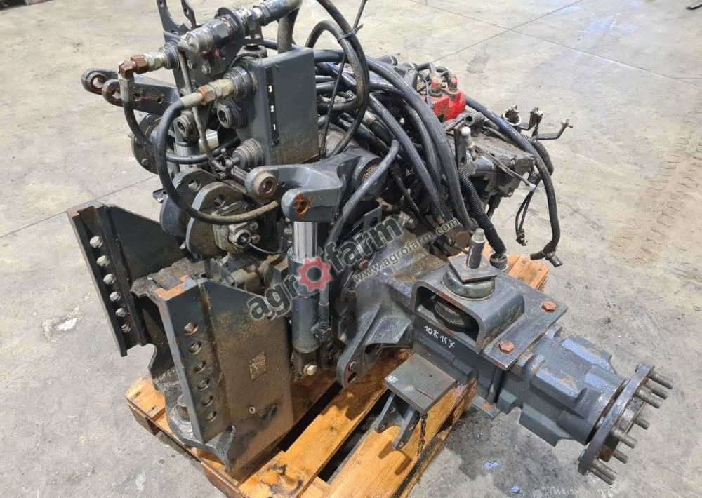 Skrzynia biegów i most tylny McCormick CX 105 xtra - Versnellingsbak: afbeelding 2 Skrzynia biegów i most tylny McCormick CX 105 xtra - Versnellingsbak: afbeelding 2