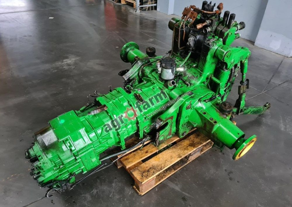 Tylny most i skrzynia biegów John Deere 6320 - Versnellingsbak: afbeelding 1 Tylny most i skrzynia biegów John Deere 6320 - Versnellingsbak: afbeelding 1