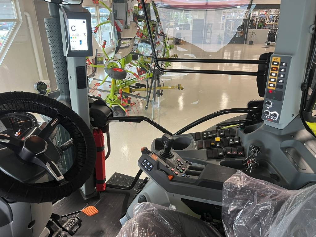 Claas Arion 530 - Tractor: afbeelding 4 Claas Arion 530 - Tractor: afbeelding 4