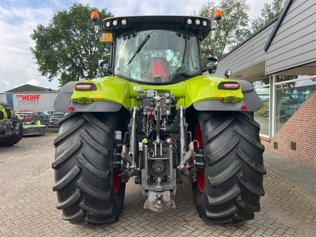 Claas Axion 810 Cmatic - Tractor: afbeelding 4 Claas Axion 810 Cmatic - Tractor: afbeelding 4