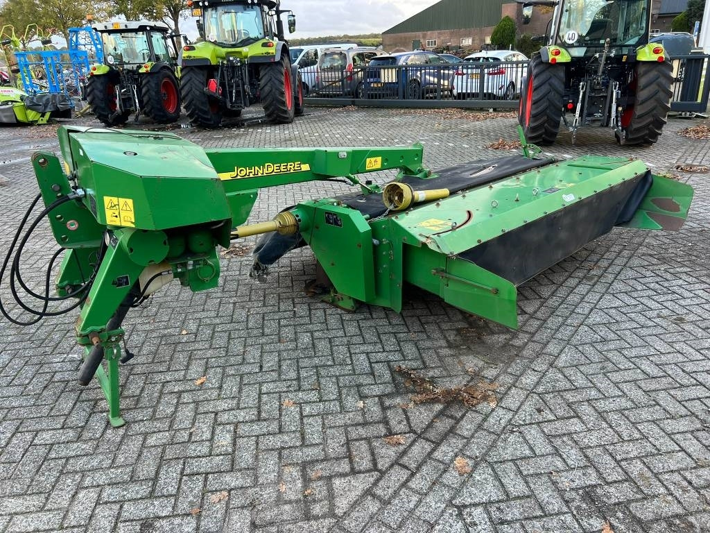 John Deere 331 maaier - Maaimachine: afbeelding 3 John Deere 331 maaier - Maaimachine: afbeelding 3