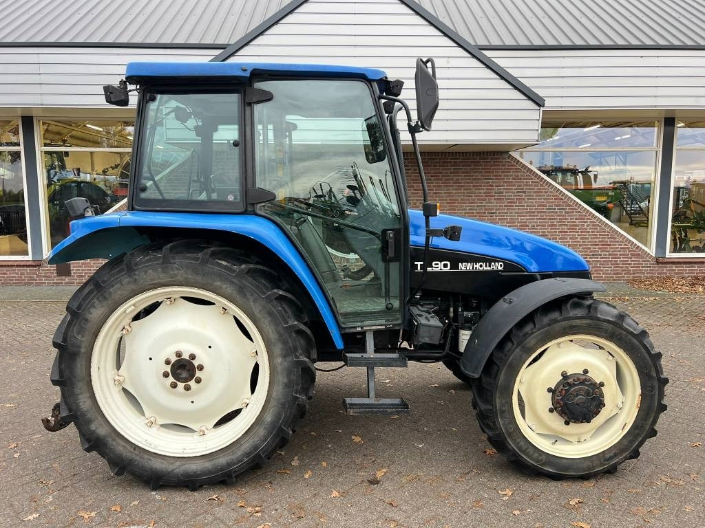 Tractor New Holland TL 90 trekker: afbeelding 7 Tractor New Holland TL 90 trekker: afbeelding 7