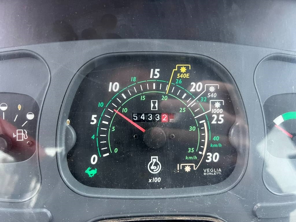 Tractor New Holland TL 90 trekker: afbeelding 12 Tractor New Holland TL 90 trekker: afbeelding 12