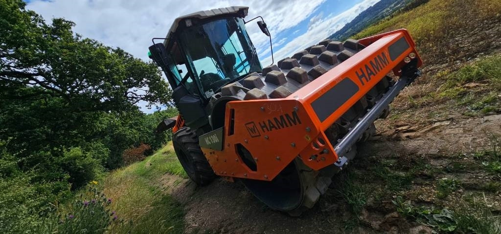 Hamm HC 130i - Schapenpootwals/ Grondverdichter: afbeelding 2 Hamm HC 130i - Schapenpootwals/ Grondverdichter: afbeelding 2