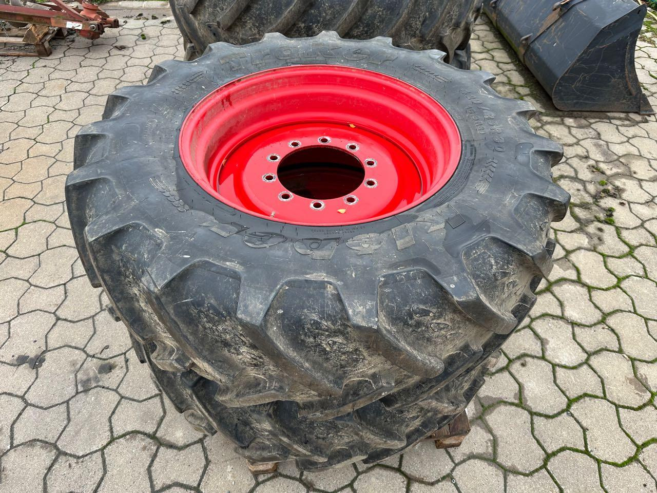 Firestone Komplettsatz 420/85 R30 + 460/85 R42 - Band: afbeelding 3 Firestone Komplettsatz 420/85 R30 + 460/85 R42 - Band: afbeelding 3