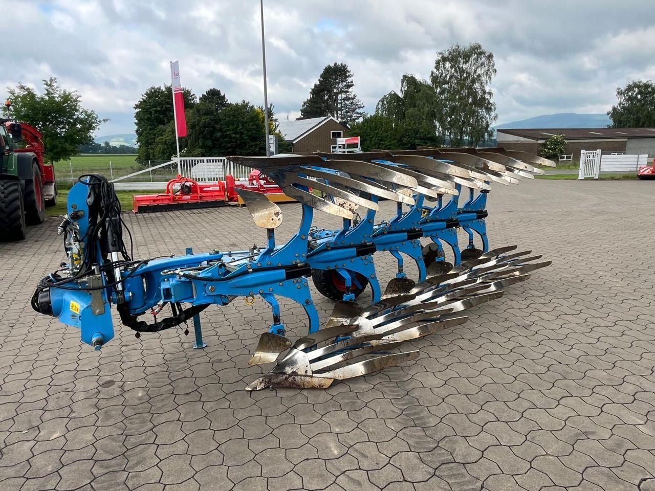 Lemken Juwel 8 V T 5 L 90 TurnControl - Ploeg: afbeelding 1 Lemken Juwel 8 V T 5 L 90 TurnControl - Ploeg: afbeelding 1