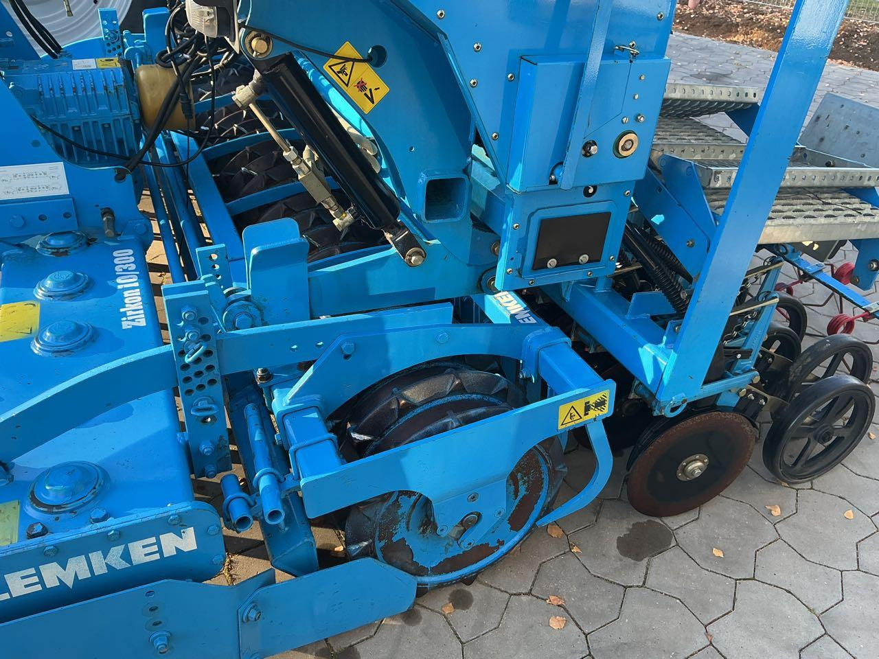 Lemken Saphir 7/300 DS - Zaaicombinatie: afbeelding 3 Lemken Saphir 7/300 DS - Zaaicombinatie: afbeelding 3