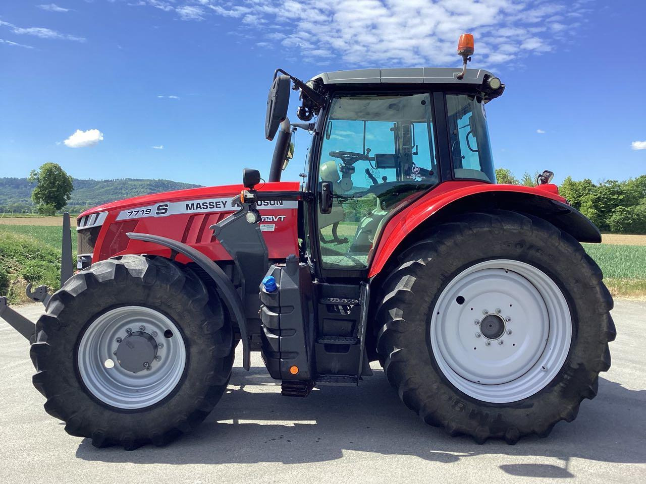 Massey Ferguson 7719 Dyna VT - Tractor: afbeelding 2 Massey Ferguson 7719 Dyna VT - Tractor: afbeelding 2