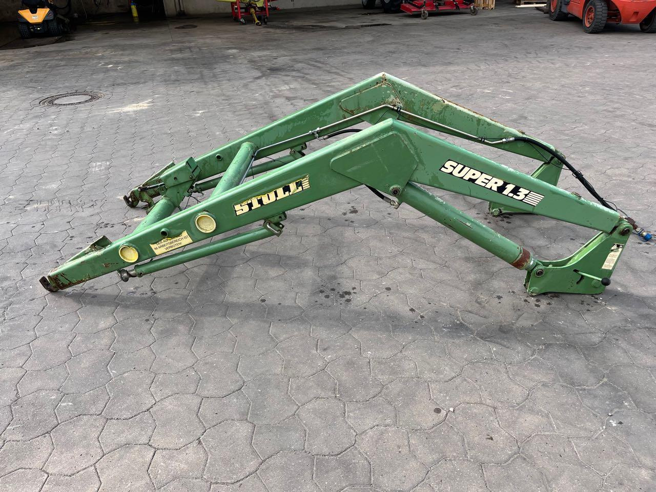 Stoll Super 1.3 - Voorlader voor tractor: afbeelding 1 Stoll Super 1.3 - Voorlader voor tractor: afbeelding 1