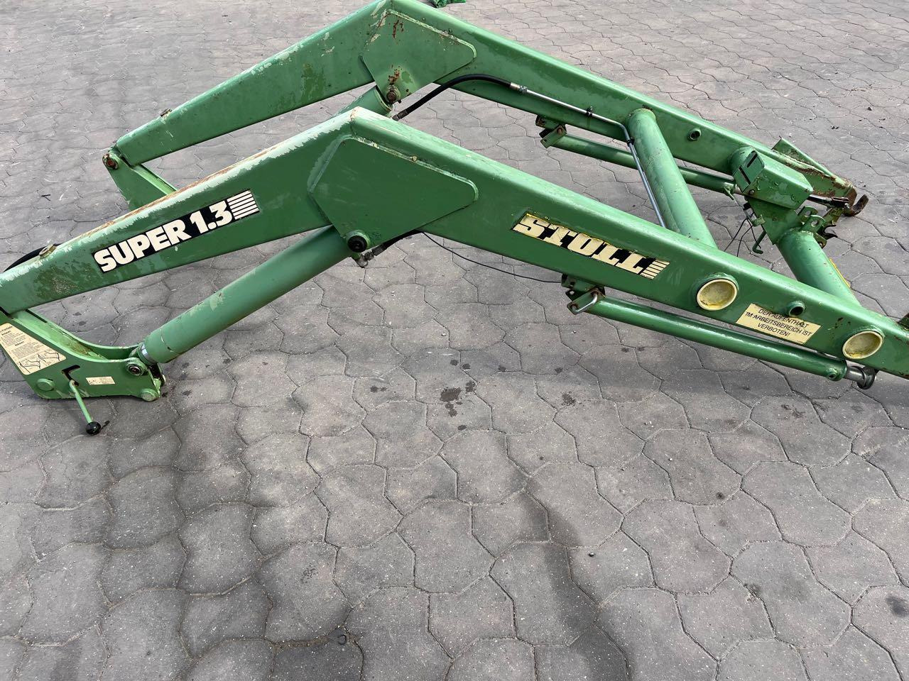 Stoll Super 1.3 - Voorlader voor tractor: afbeelding 4 Stoll Super 1.3 - Voorlader voor tractor: afbeelding 4