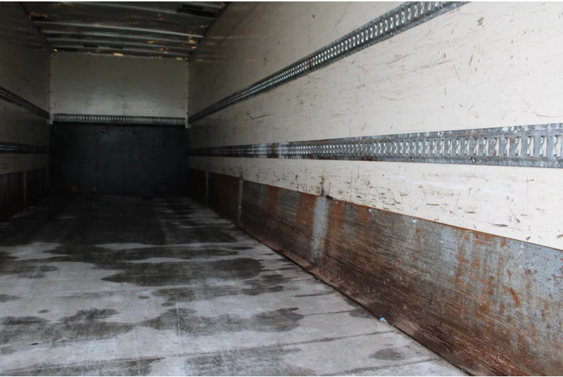 Bakwagen Iveco Eurocargo 160e25 + lift + euro 6: afbeelding 11 Bakwagen Iveco Eurocargo 160e25 + lift + euro 6: afbeelding 11