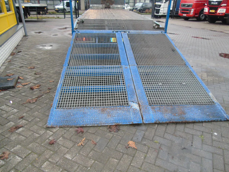 Iveco Stralis 310 EEV + HYDRO RAMPS + 6X2 + EURO 5 - Autovrachtwagen vrachtwagen: afbeelding 4 Iveco Stralis 310 EEV + HYDRO RAMPS + 6X2 + EURO 5 - Autovrachtwagen vrachtwagen: afbeelding 4