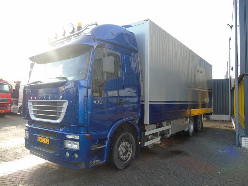 Iveco Stralis 430 + 6X2 + LIFT - Bakwagen: afbeelding 2 Iveco Stralis 430 + 6X2 + LIFT - Bakwagen: afbeelding 2