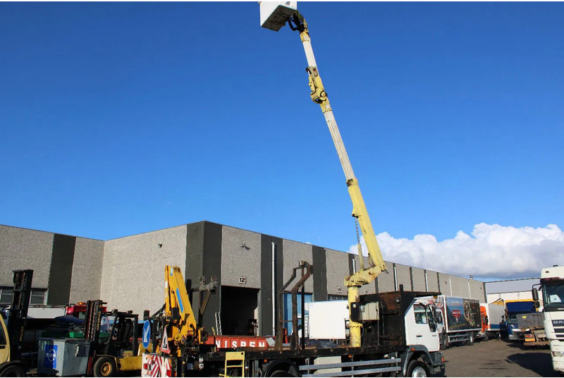 MAN 14.224 + EURO 2 + PTO + EFFER 95 / 2S + 11.5meter platform - Kraanwagen: afbeelding 5 MAN 14.224 + EURO 2 + PTO + EFFER 95 / 2S + 11.5meter platform - Kraanwagen: afbeelding 5