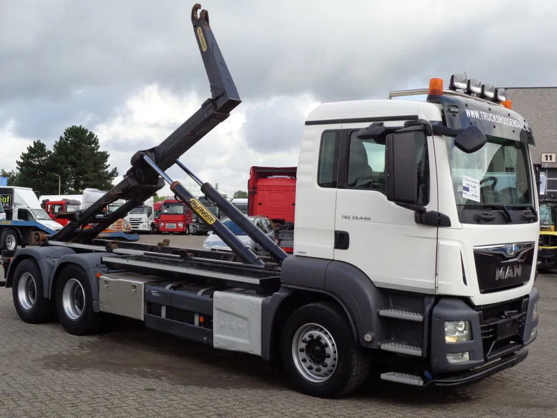 MAN TGS 33.440 + Manual + Hook system + Euro 6 + 6X4 + Discounted from 69.500,- - Haakarmsysteem vrachtwagen: afbeelding 3 MAN TGS 33.440 + Manual + Hook system + Euro 6 + 6X4 + Discounted from 69.500,- - Haakarmsysteem vrachtwagen: afbeelding 3