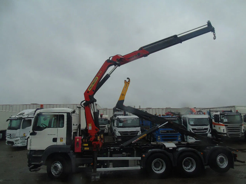 MAN TGS 35.440 + PALFINGER 24500 + 8X4 + EURO 5 + REMOTE - Haakarmsysteem vrachtwagen, Kraanwagen: afbeelding 3 MAN TGS 35.440 + PALFINGER 24500 + 8X4 + EURO 5 + REMOTE - Haakarmsysteem vrachtwagen, Kraanwagen: afbeelding 3