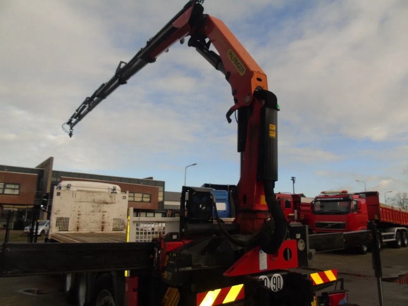 MAN TGS 35.460 + 8X4 TRIDEM + PALFINGER 23001EH + EURO 6 + REMOTE - Kraanwagen: afbeelding 4 MAN TGS 35.460 + 8X4 TRIDEM + PALFINGER 23001EH + EURO 6 + REMOTE - Kraanwagen: afbeelding 4