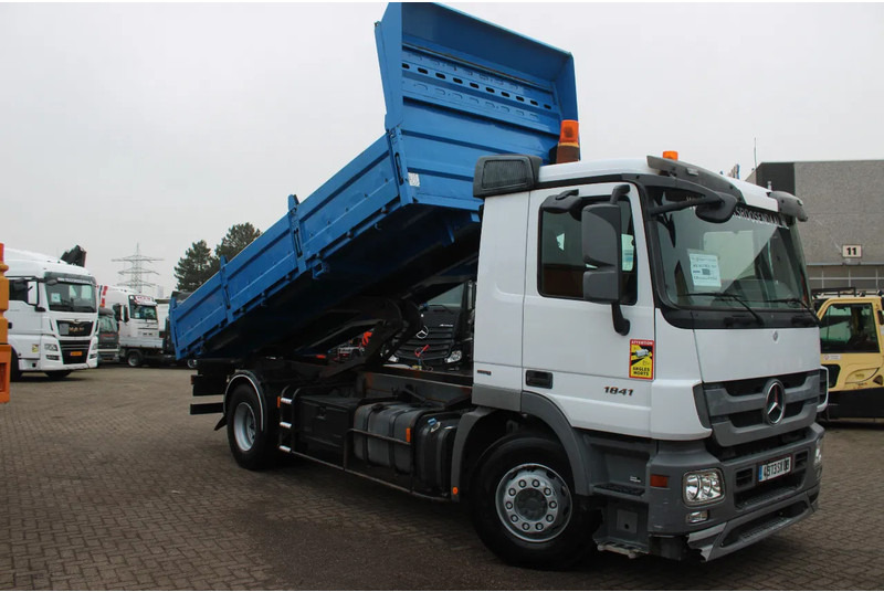 Mercedes-Benz Actros 1941 + TIPPER + spring - Kipper vrachtwagen: afbeelding 3 Mercedes-Benz Actros 1941 + TIPPER + spring - Kipper vrachtwagen: afbeelding 3
