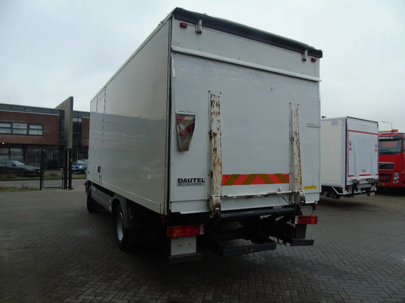 Mercedes-Benz Atego 1218 + MANUAL + LIFT - Bakwagen: afbeelding 5 Mercedes-Benz Atego 1218 + MANUAL + LIFT - Bakwagen: afbeelding 5