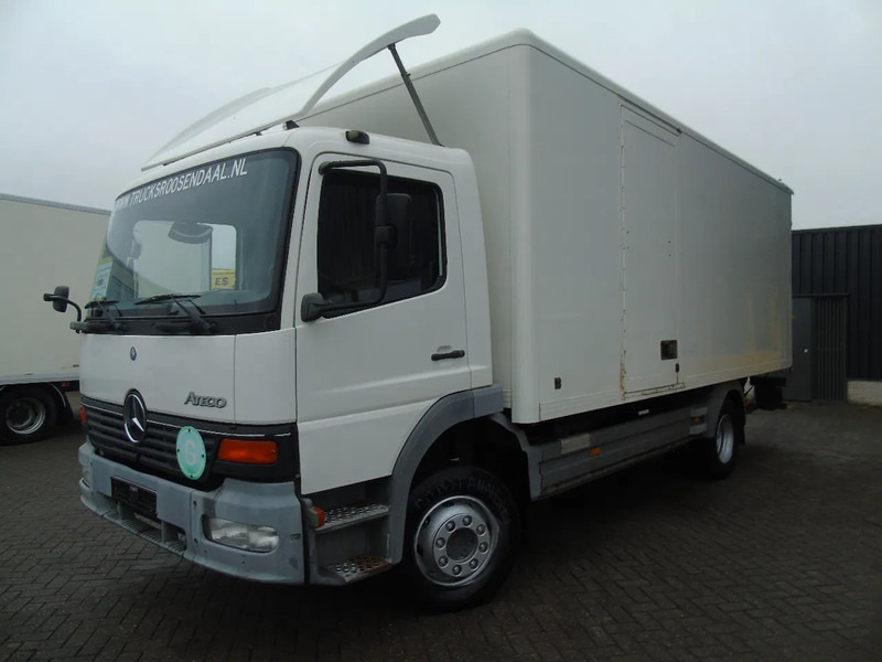 Mercedes-Benz Atego 1218 + MANUAL + LIFT - Bakwagen: afbeelding 3 Mercedes-Benz Atego 1218 + MANUAL + LIFT - Bakwagen: afbeelding 3