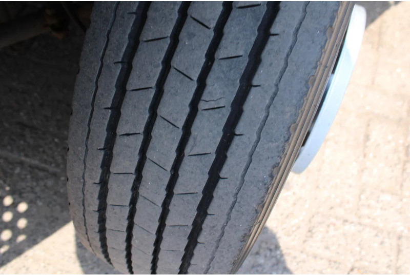 Autovrachtwagen vrachtwagen Mercedes-Benz Atego 823 + MANUAL + WINCH + PERFECT TRUCK: afbeelding 16