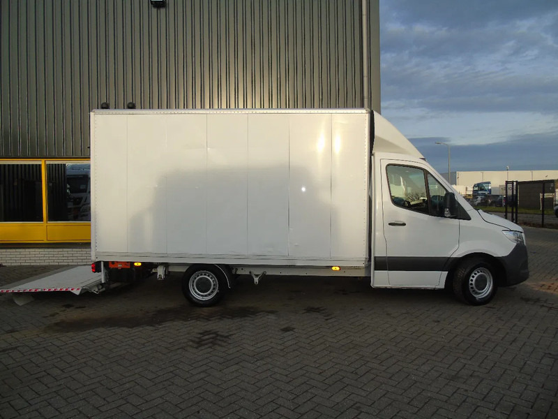 Mercedes-Benz Sprinter 314 + lift - Bestelwagen gesloten laadbak: afbeelding 3 Mercedes-Benz Sprinter 314 + lift - Bestelwagen gesloten laadbak: afbeelding 3