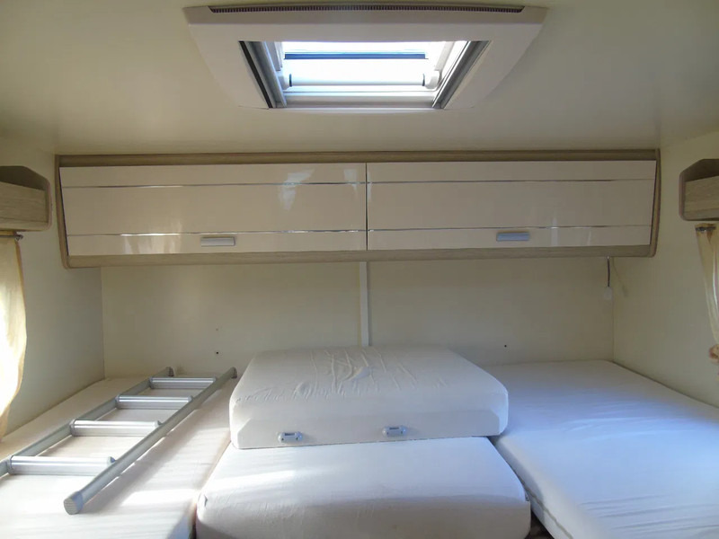 PLA H380 + FULL OPTION - Half integraal camper: afbeelding 4 PLA H380 + FULL OPTION - Half integraal camper: afbeelding 4